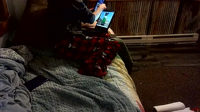 Dalton2288のライブXXXチャット