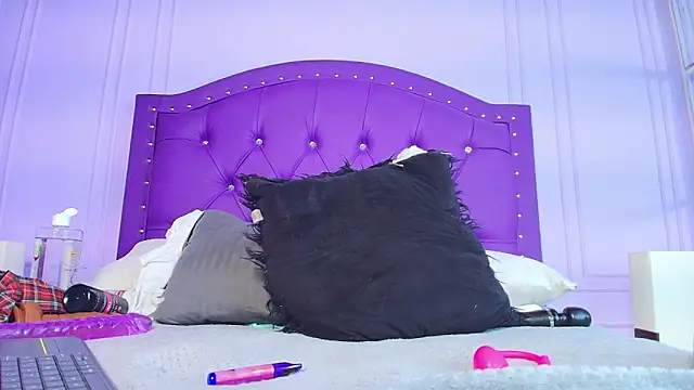 دردشة sarah_banks1 الجنسية المباشرة