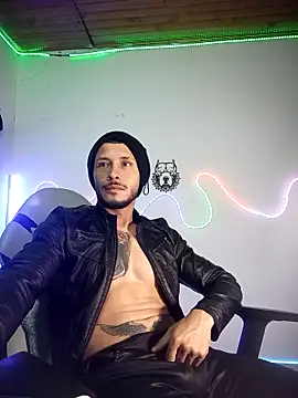 sebastian_horny: απευθείας συνομιλία ΧΧΧ