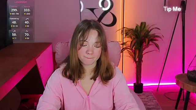 Kiss_Moonn Webbikameraesitys