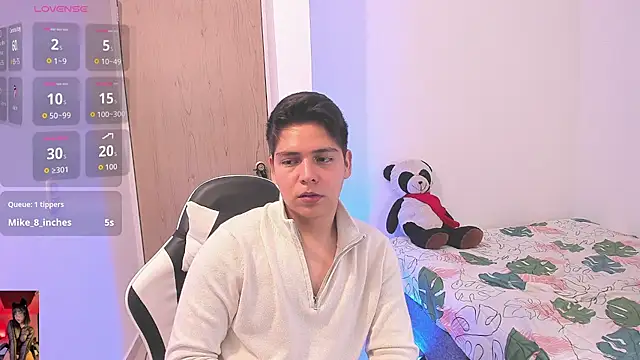 Asta_YunoXXX Show Webcam