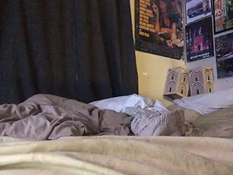 Pokazy przed kamerką – Thickwhitetight