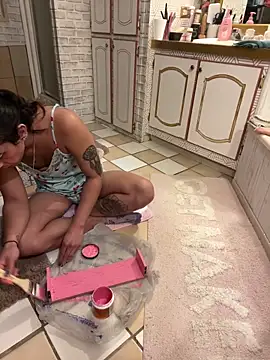 TranSexualJade95 即時 XXX 聊天