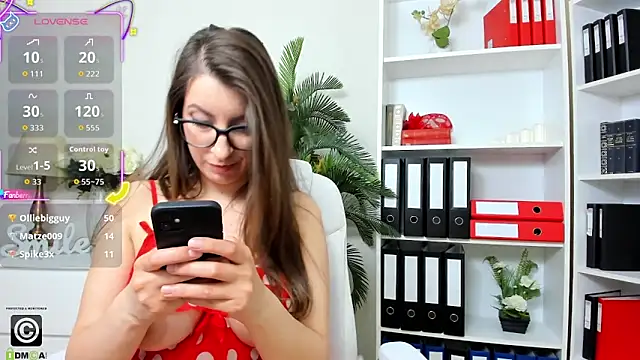 แชท XXX สดของ amayawest