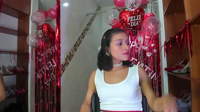 AnitaDuque Adlı Modelin Canlı XXX Sohbeti