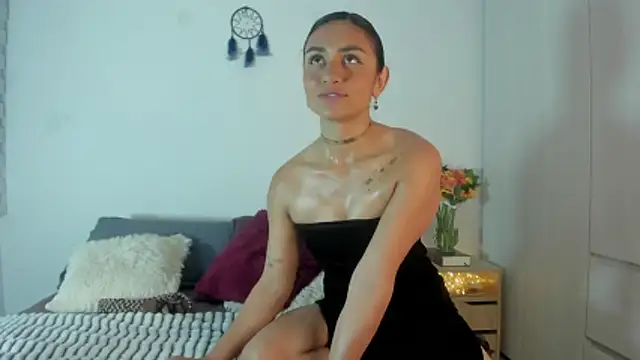 AmaraOsteen: вебкам-шоу