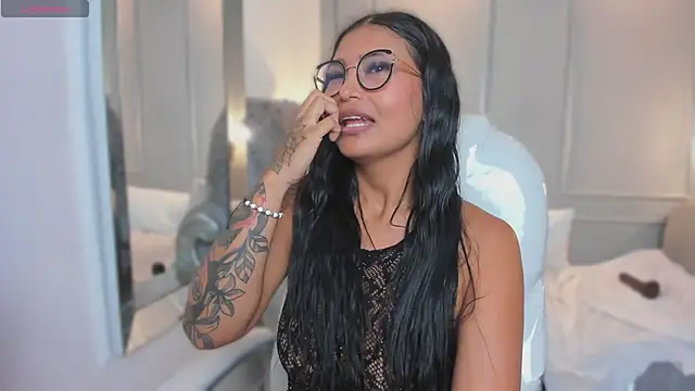 MiaSmit_ Live XXX-Chat