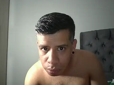 عرض كام WILD_BIGCOCK35