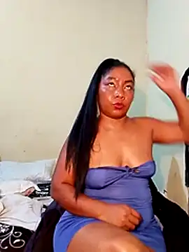 rosmery-navarro's Live XXX Chat