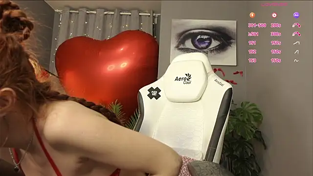 Megany webkamerás műsora