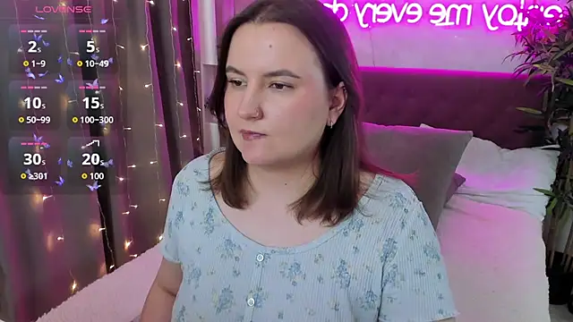 FeralPeach Live XXX Chat