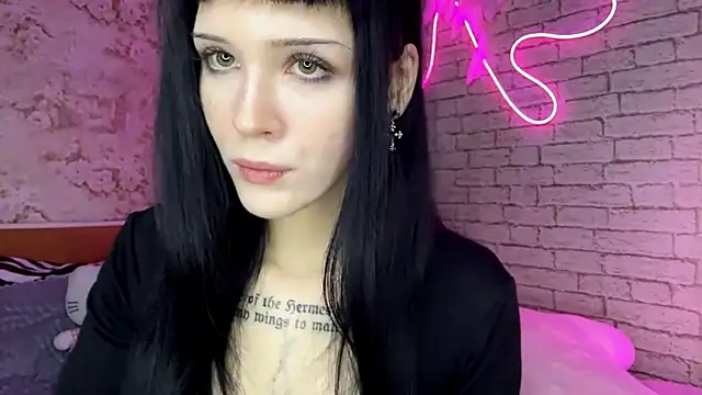 Chatroom XXX en direct de ExiePecue