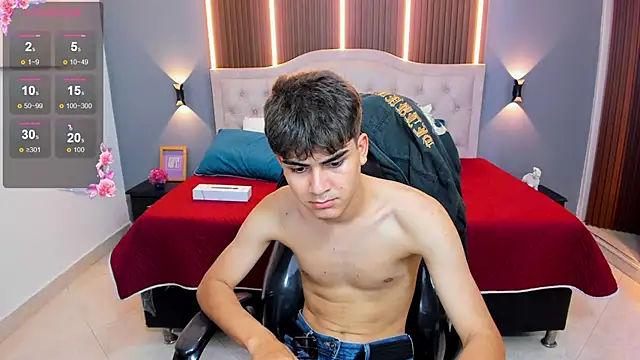 Tommy18__: απευθείας συνομιλία ΧΧΧ