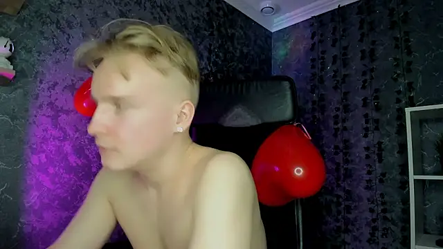 แชท XXX สดของ AlexxSweet