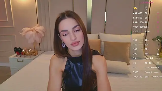 Chatroom XXX en direct de BellaHalles