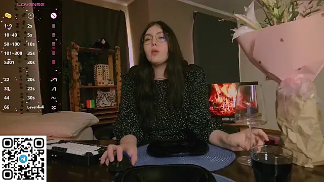 Arizonaa_Muse – Naživo XXX chat