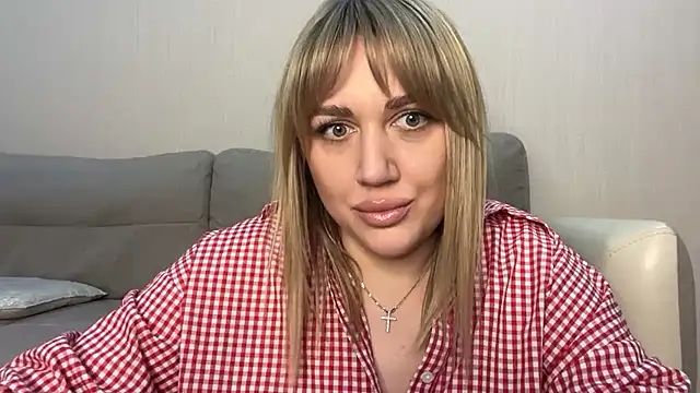 Chatroom XXX en direct de VickyLove047