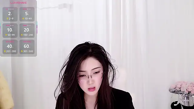 Pertunjukan Kamera Web yangyang-777