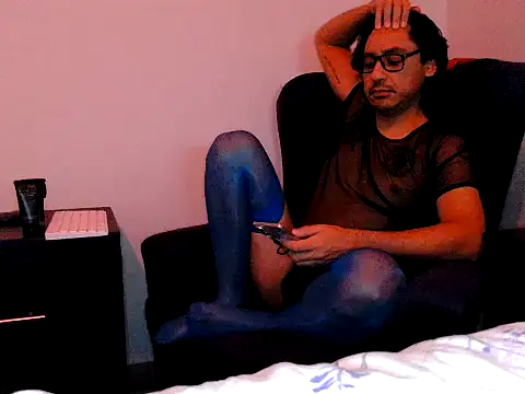 Chatroom XXX en direct de Iscariot19