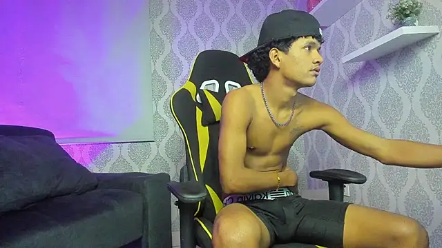 Boy_savoy – Naživo XXX chat