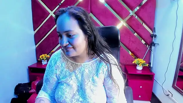 MiaRouss69 Obrolan Langsung XXX