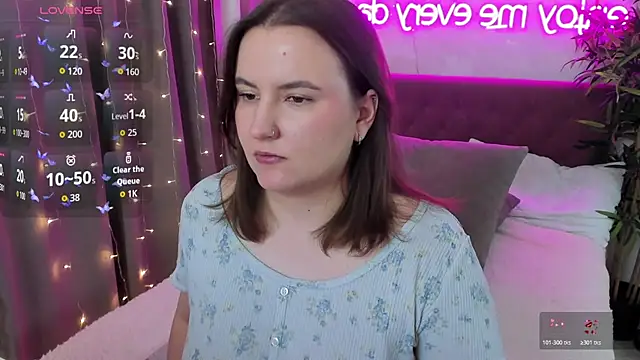 FeralPeach Chat XXX in diretta