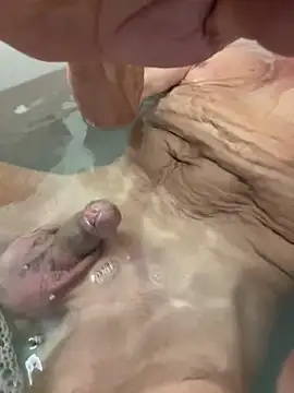 ClaraMigger@xh's Webcam Show