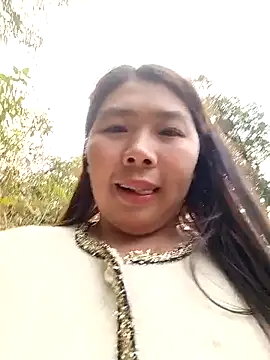 quynhkoolbae Pertunjukan Webcam