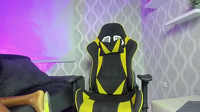 Boy_savoy – Naživo XXX chat