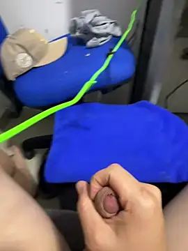 Liam_jones10 – Naživo XXX chat