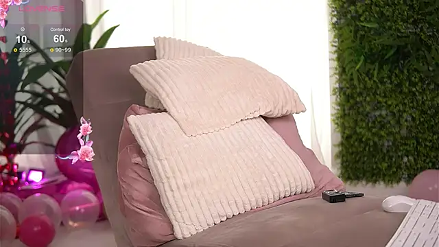 FreyaHeart Webcam Show