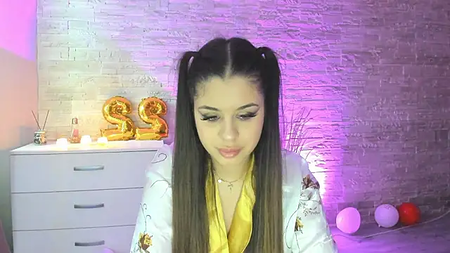 BellaNoir_: онлайн-секс-чат