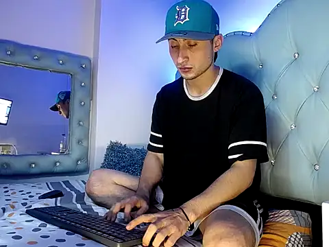 Oliver_Benedet – Kamerová šou