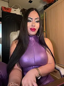 BigDominaMia 라이브 XXX 채팅