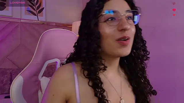 Czat XXX na żywo – DemiJones_