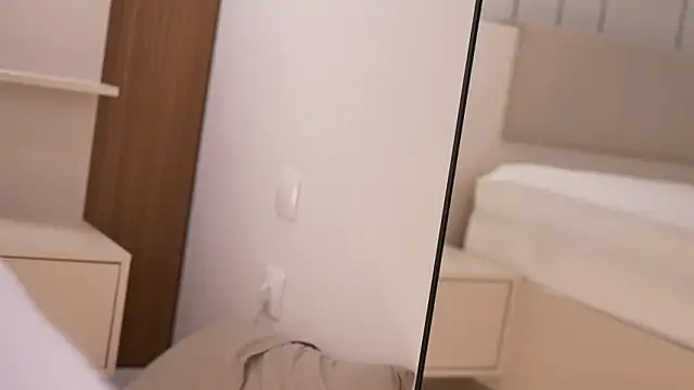 DoviaClaire Live XXX-chat