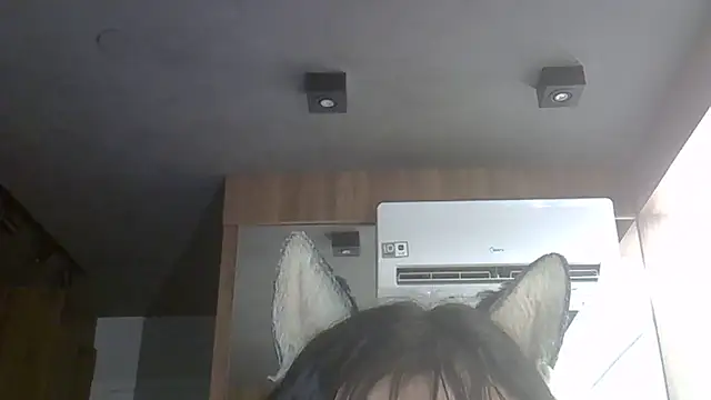 SkinnyKitten Live XXX Chat