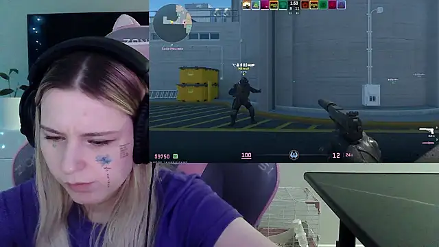 Pertunjukan Kamera Web VladaLevine