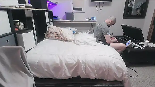 Webkamerová show sissytrapdolly24