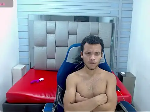 WilThePasive: διαδικτυακό σόου στην κάμερα