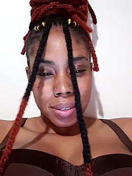 HONEYSWEETS_LIVE Adlı Modelin Canlı XXX Sohbeti