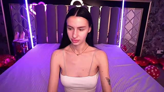 Snow_WhiteeeX: онлайн-секс-чат