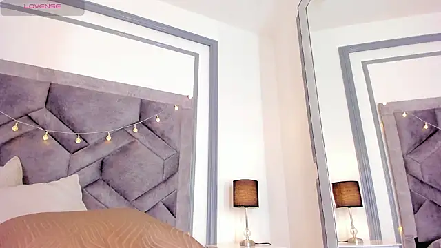 Czat XXX na żywo – TahliaMoreau