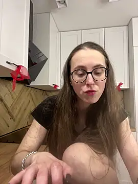 Show modela MartiniiSelenna na web-kameri