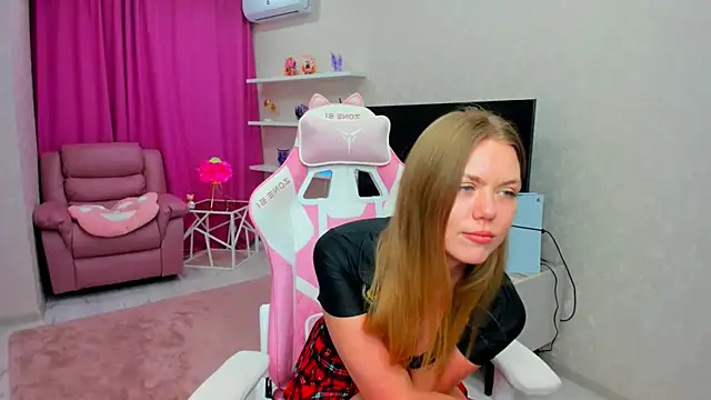 Strawberrye's Live XXX Chat