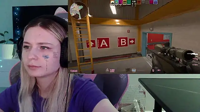 Pertunjukan Kamera Web VladaLevine