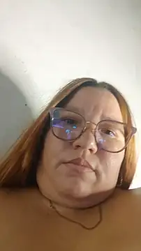 แชท XXX สดของ adhara-daaal