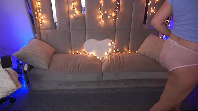 MirandaWong Chat XXX in diretta