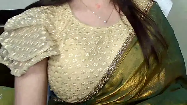 XXX chat uživo modela Nyra-Goddess