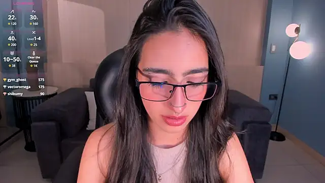 Chat +18 de LarisaSmirnov ao vivo
